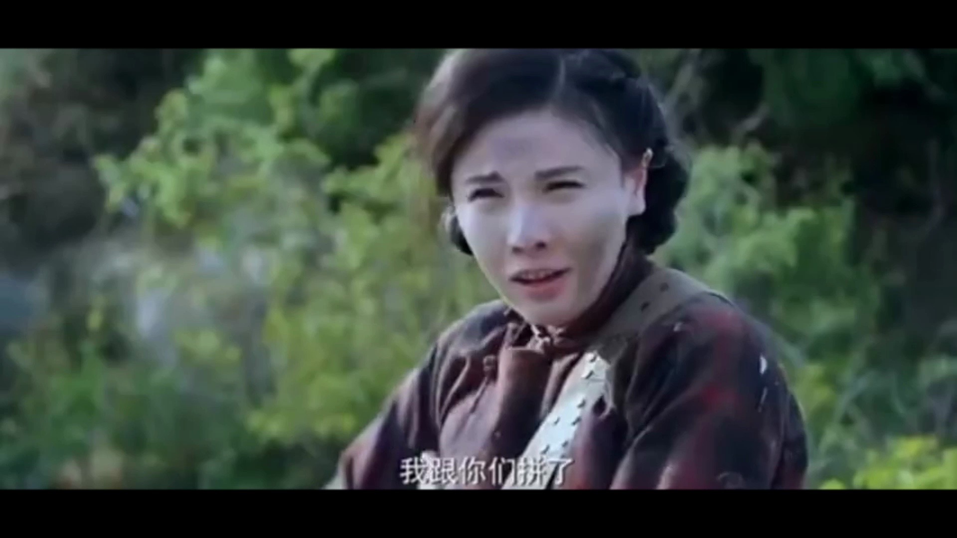 女特工勇猛中枪倒地