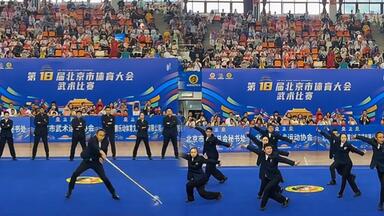2024大湾区电影音乐晚会》成龙演唱《男儿当自强》_哔哩哔哩_bilibili