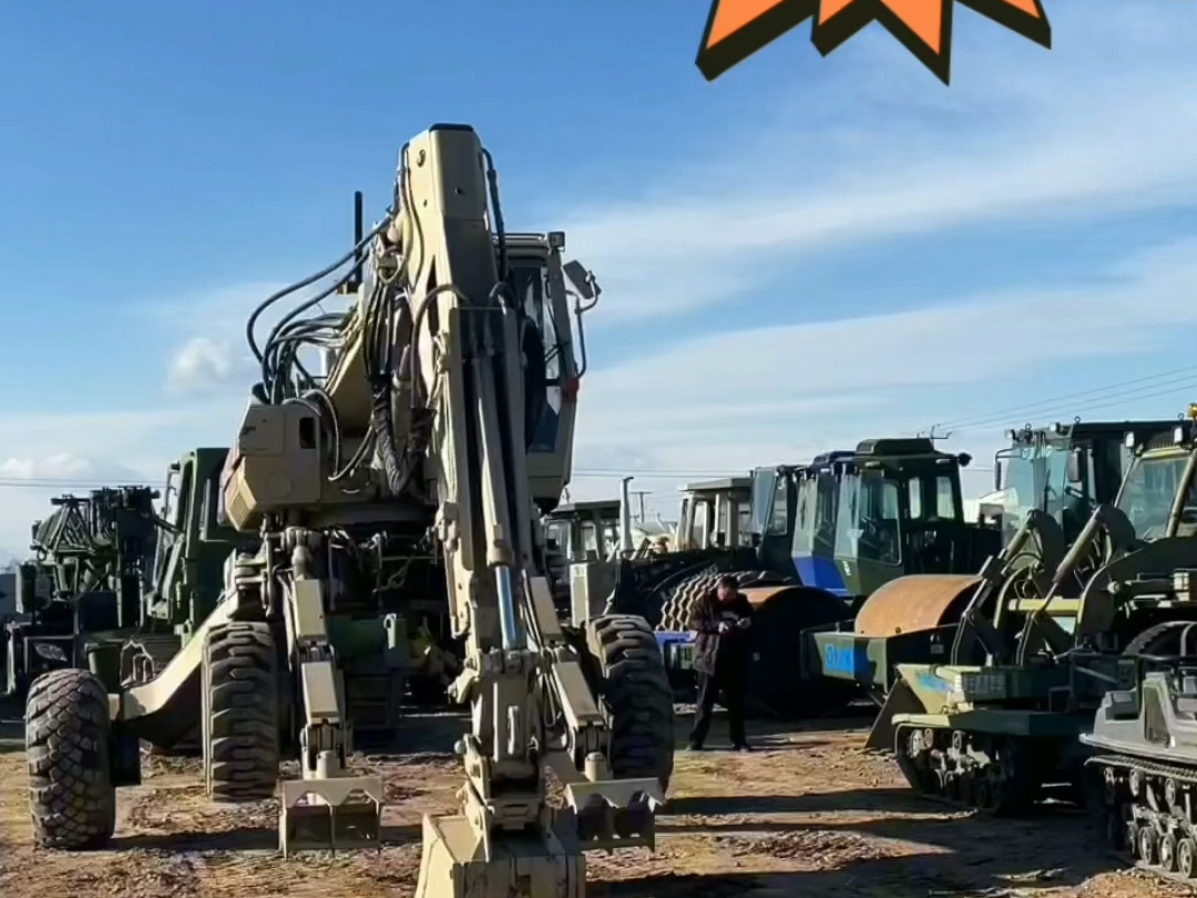 徐工全地形步履式挖掘机俗称蜘蛛侠