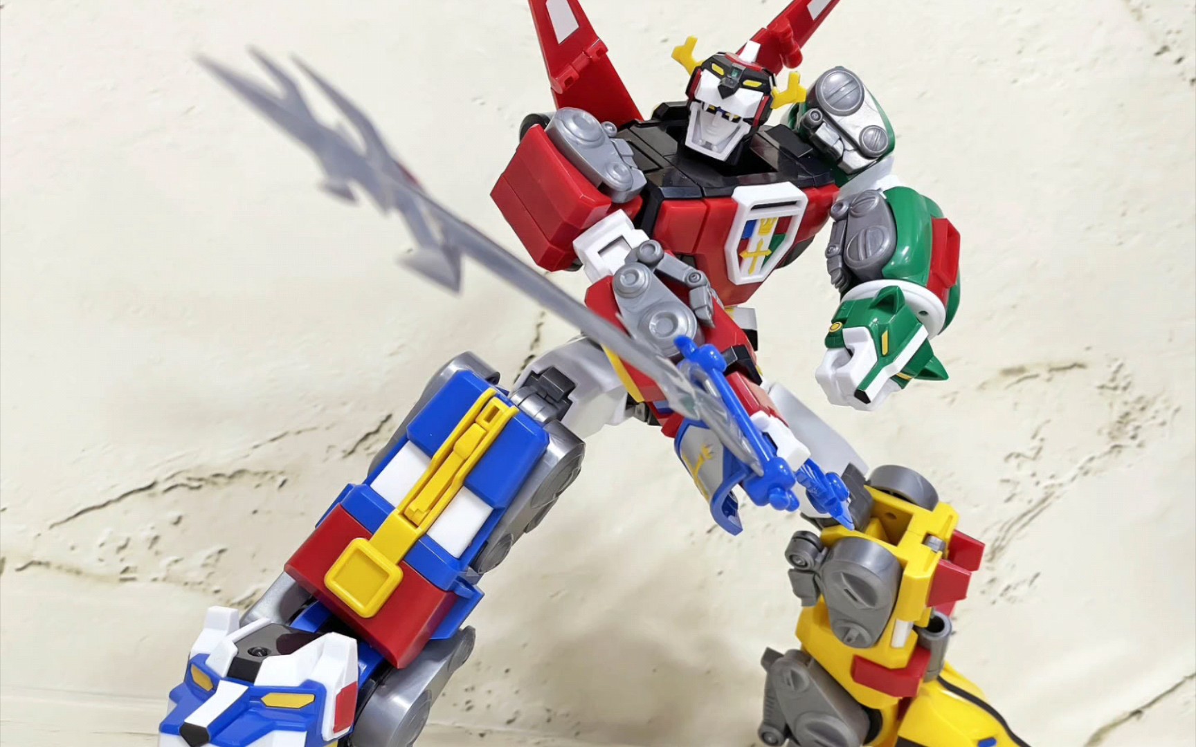 金刚战神]gsc好微笑5月28日 发售 拼装moderoid 百兽王 高莱恩 素组