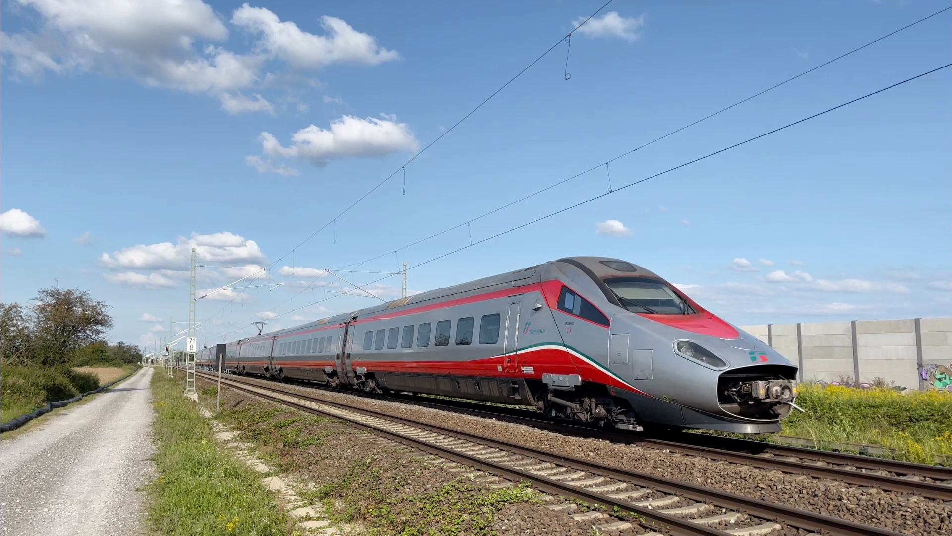 轮轨声福利,德铁莱茵铁路列车通过合集