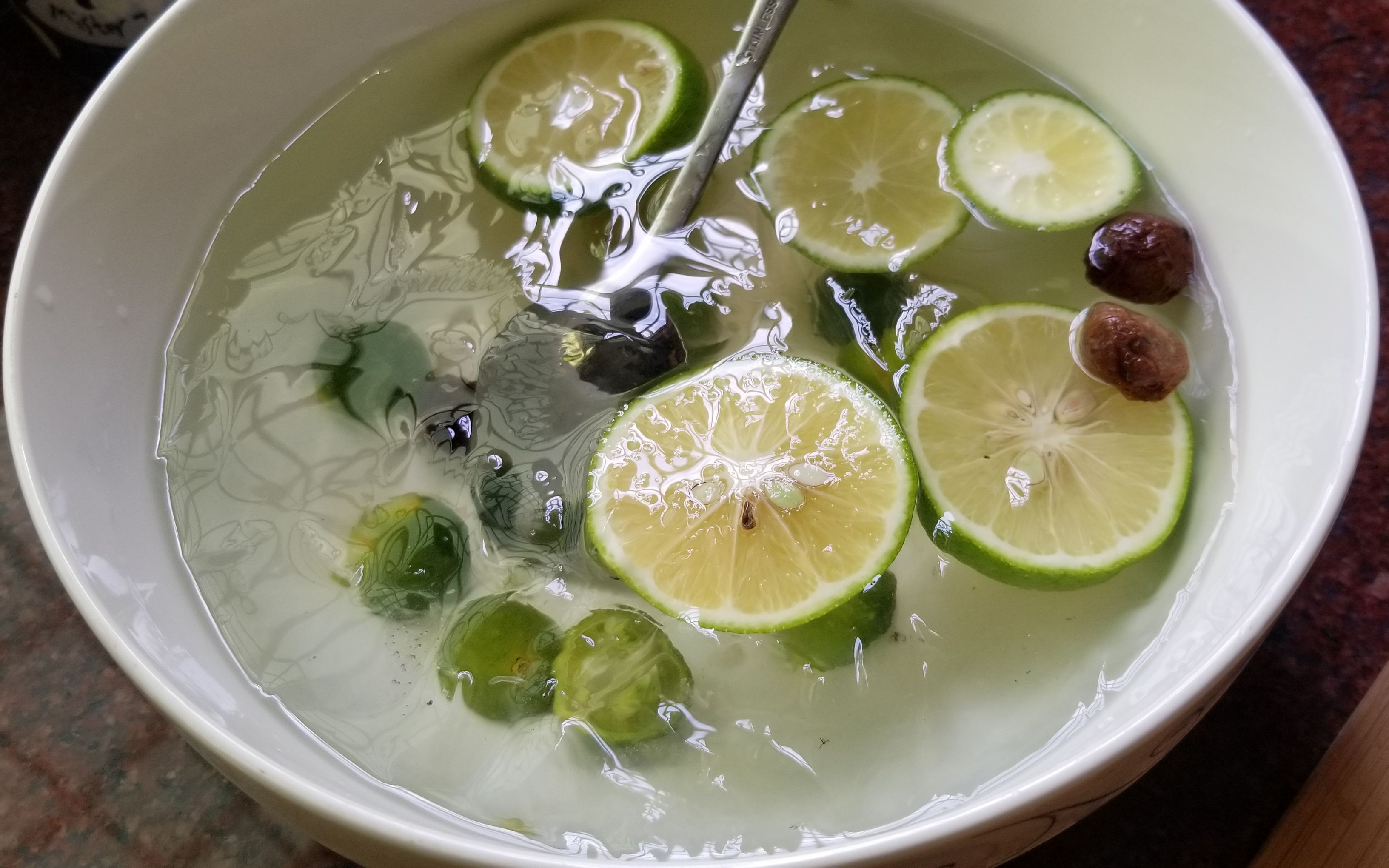 来一碗金桔柠檬梅子凉粉,让这个夏天不再炎热.