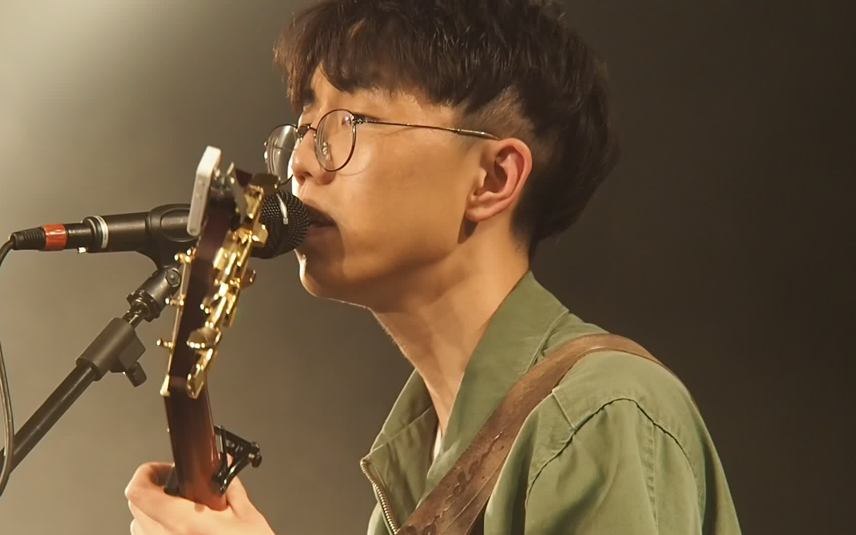 4.7陈鸿宇"行歌·年轻人"巴士巡演——上海站 mao live house