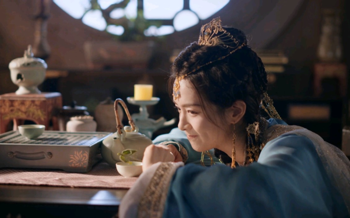 初月|陈昊宇 可爱的初月