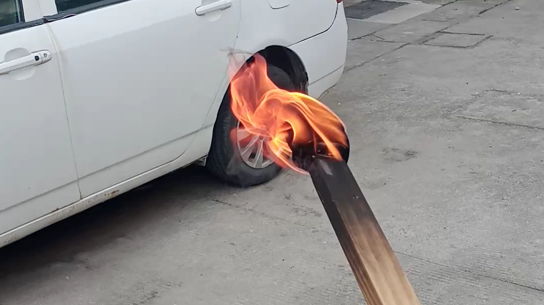 自制火把,请勿模仿