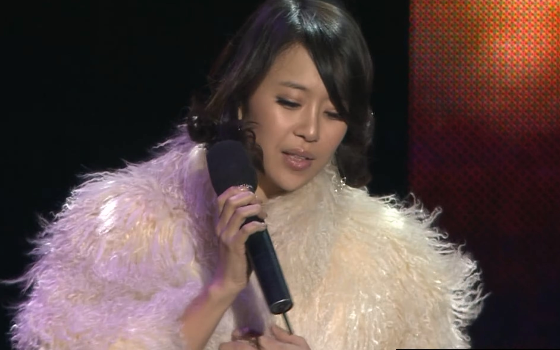 【超清画质】白智英 - 不爱.dash.现场舞台.2006-12-31