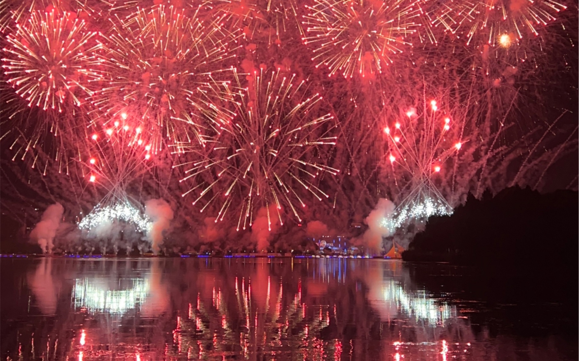 等不到天黑 烟火不会太完美