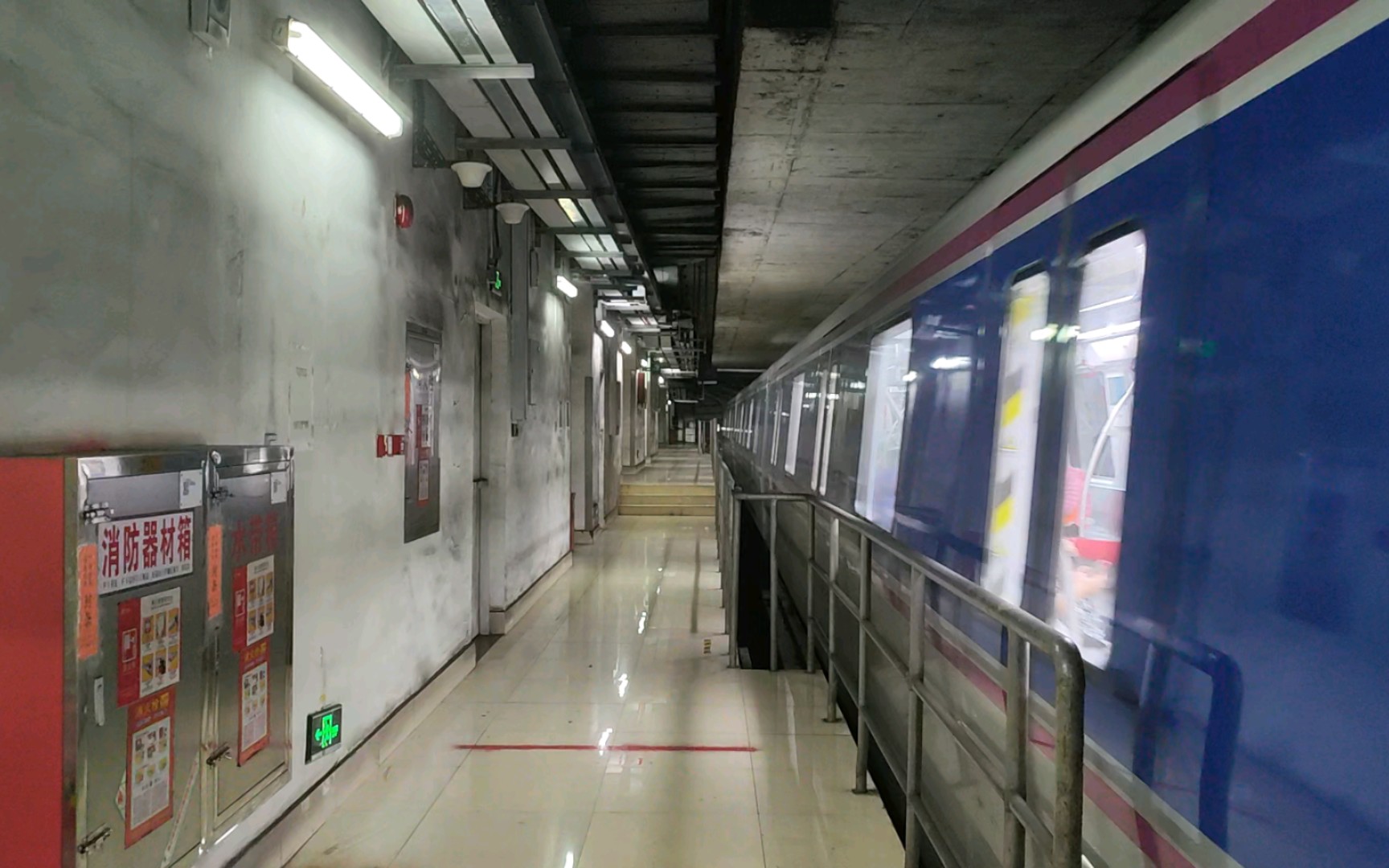 广州地铁龙洞站图片