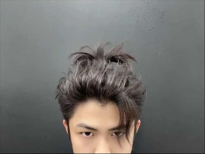 男生扎发既然还可以这么帅