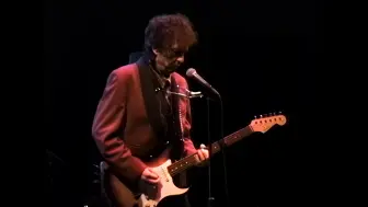 Download Video: 【致敬Jimi Hendrix】鲍勃·迪伦演出次数最多的经典作品 All Along the Watchtower (Live 1993/9/12)