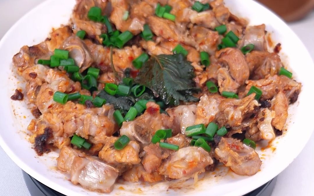 经典菜式1000道 — 第40道《紫苏酱蒸排骨》