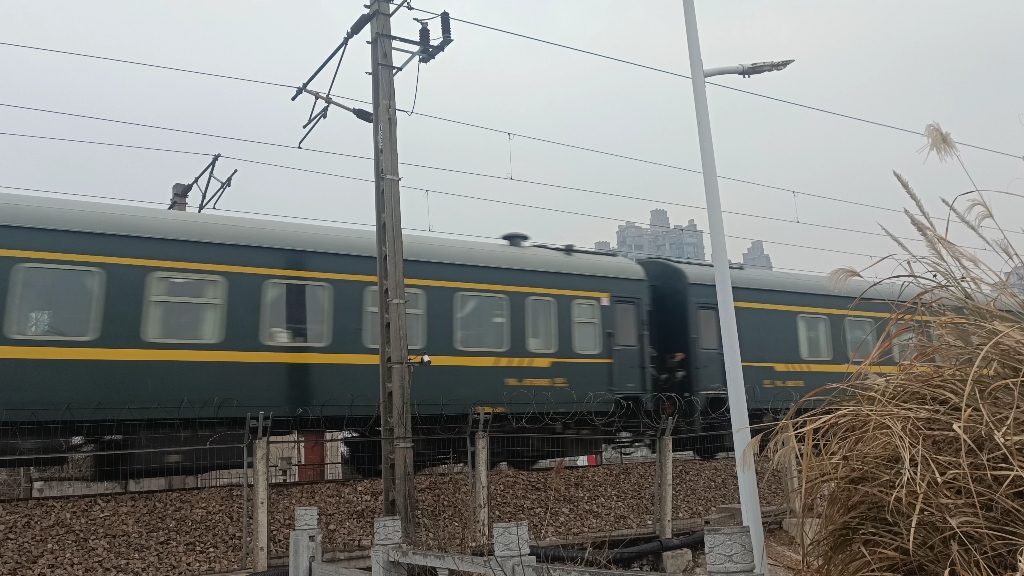 【拍火车】k1347次【西安~深圳】本务广铁广段299号红枣牵引通过