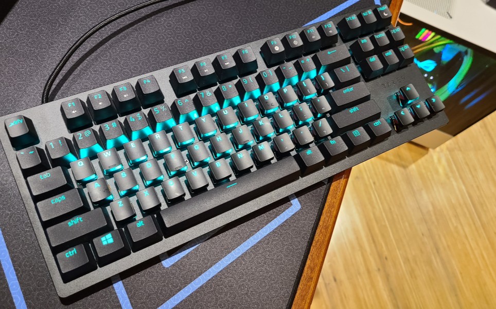 雷蛇 猎魂光蛛竞技版87键 线性光轴机械键盘