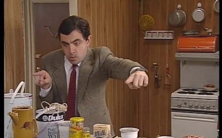 经典搞笑喜剧憨豆先生系列短片第09集靠自己豆子先生