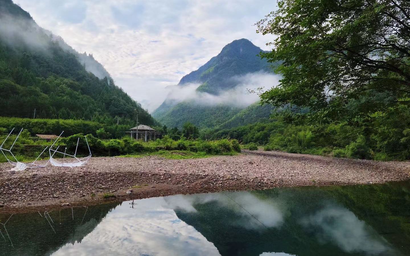 浙江仙居里加湾寂寂无名,却是淡竹乡玩水地中最美的,如诗如画哔哩哔哩bilibili