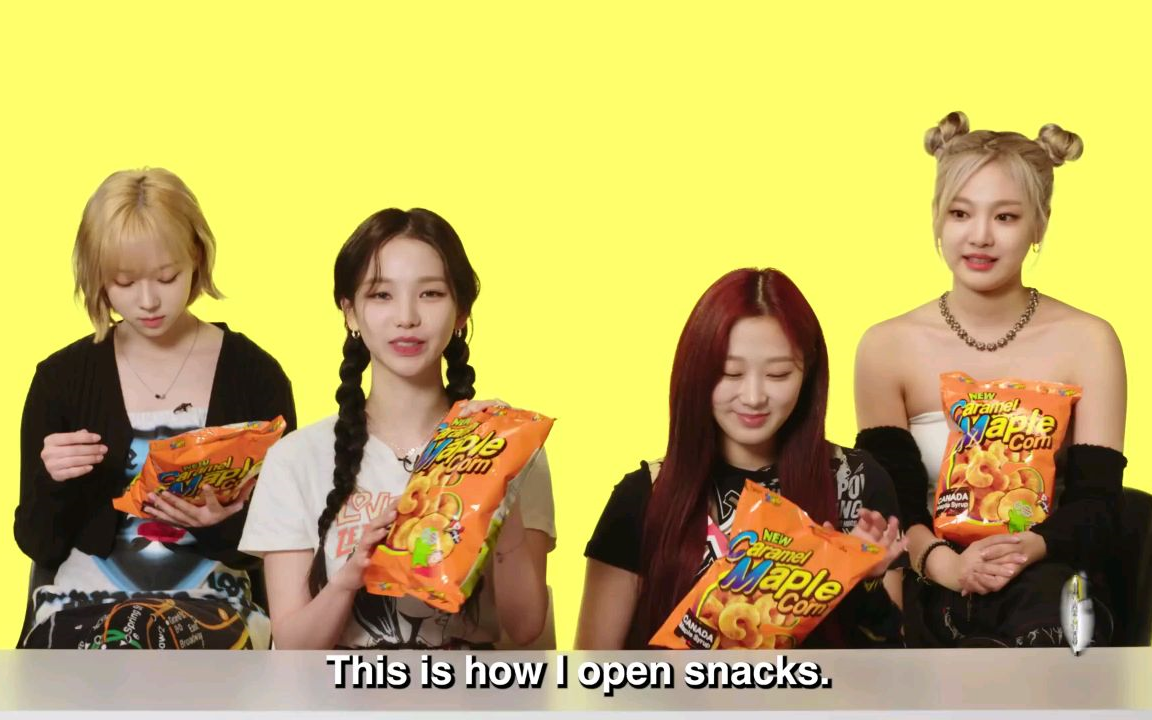 [图]【aespa稳吒稳打字幕组】220802 aespa Break Down Their Favorite Snacks 中字