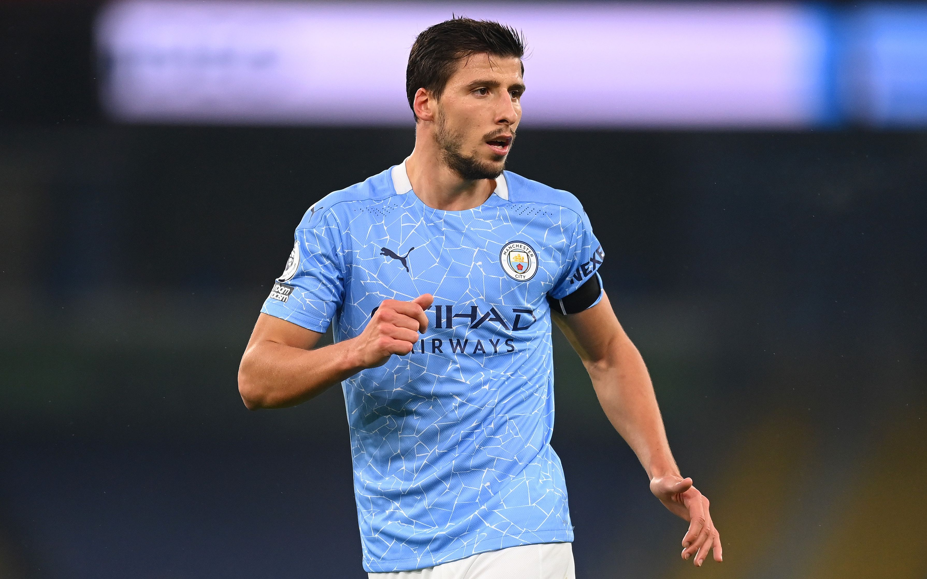 鲁本·迪亚斯—蓝月后防中坚