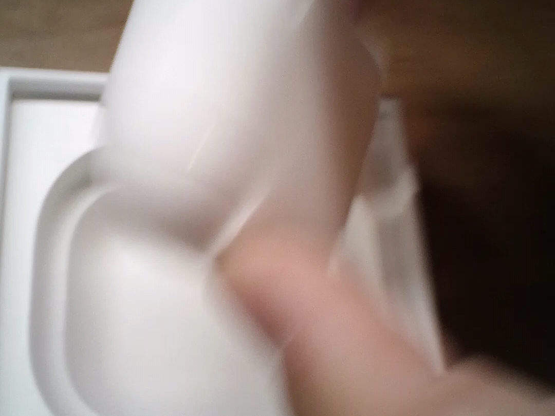 住校生回家美美开箱AirPods5 手持华强北手表拍摄