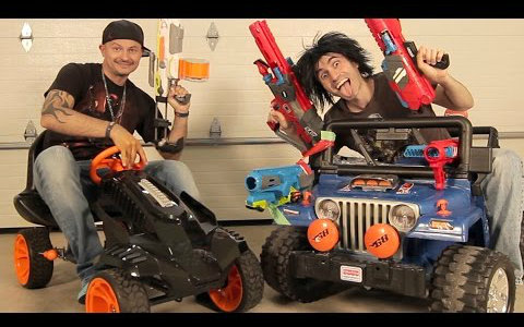 nerf战斗赛车与boomco霸车!nerf战争!