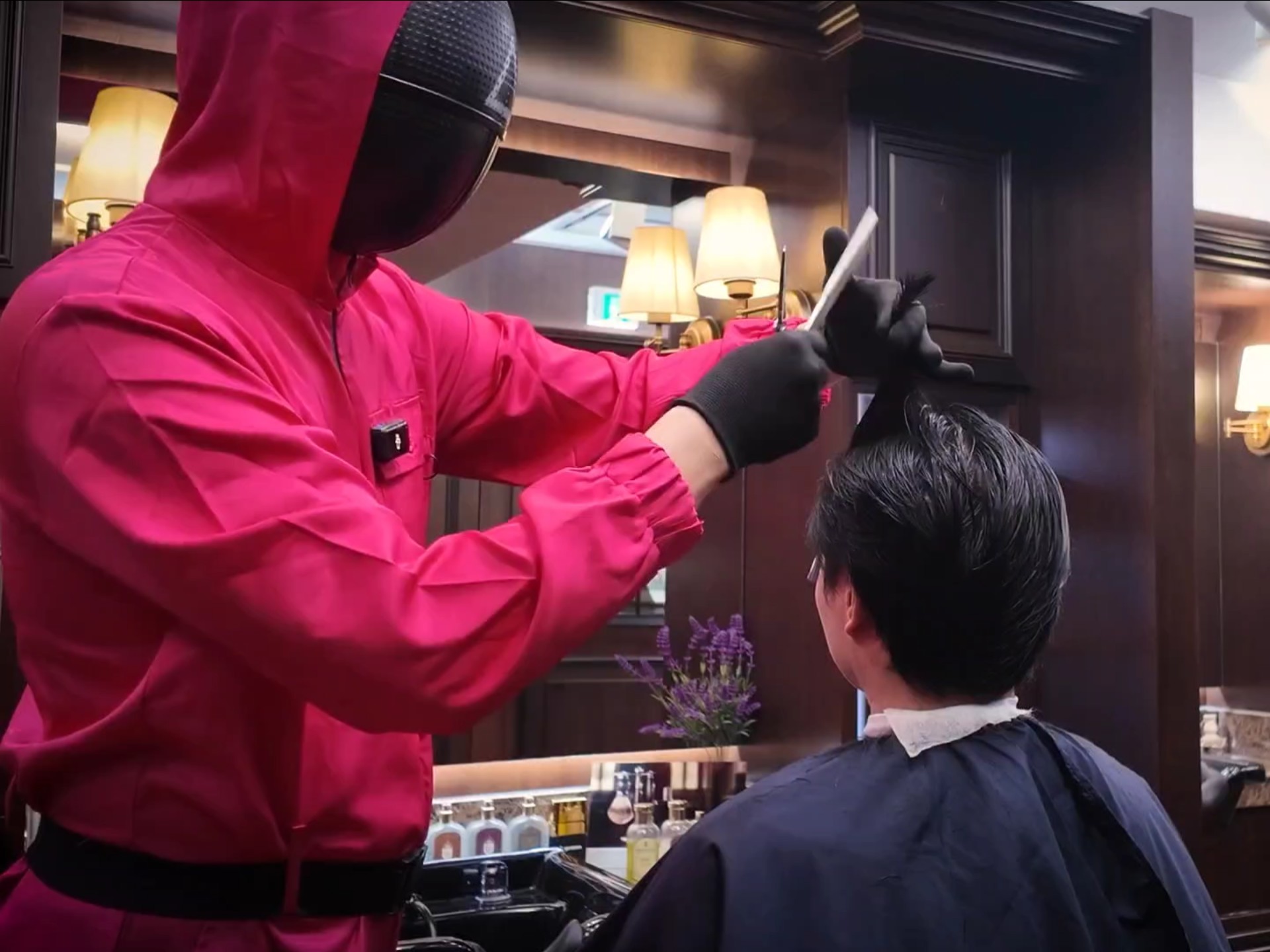 韩国理发师这是整的哪一出