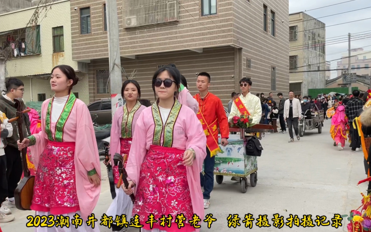 2023年潮南井都连丰村营老爷队伍一览