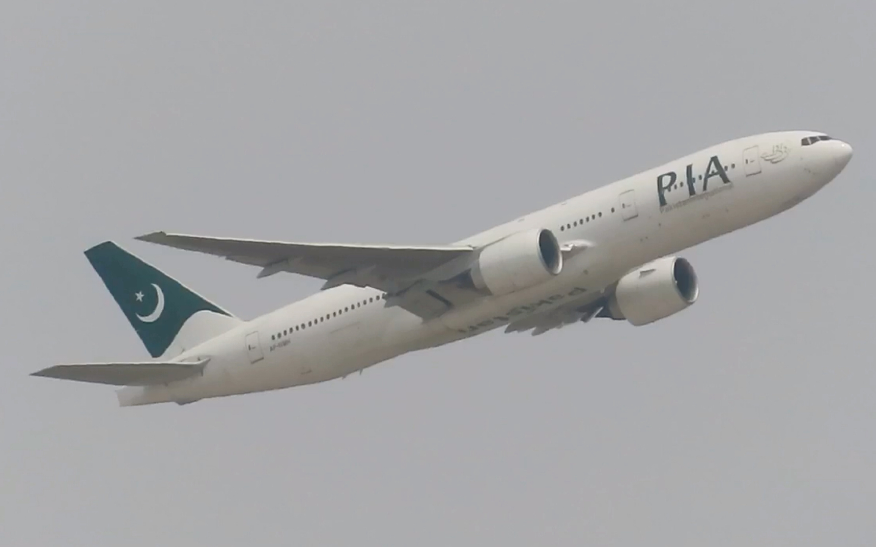 巴基斯坦航空波音777-200er首都机场19起飞_哔哩哔哩_bilibili