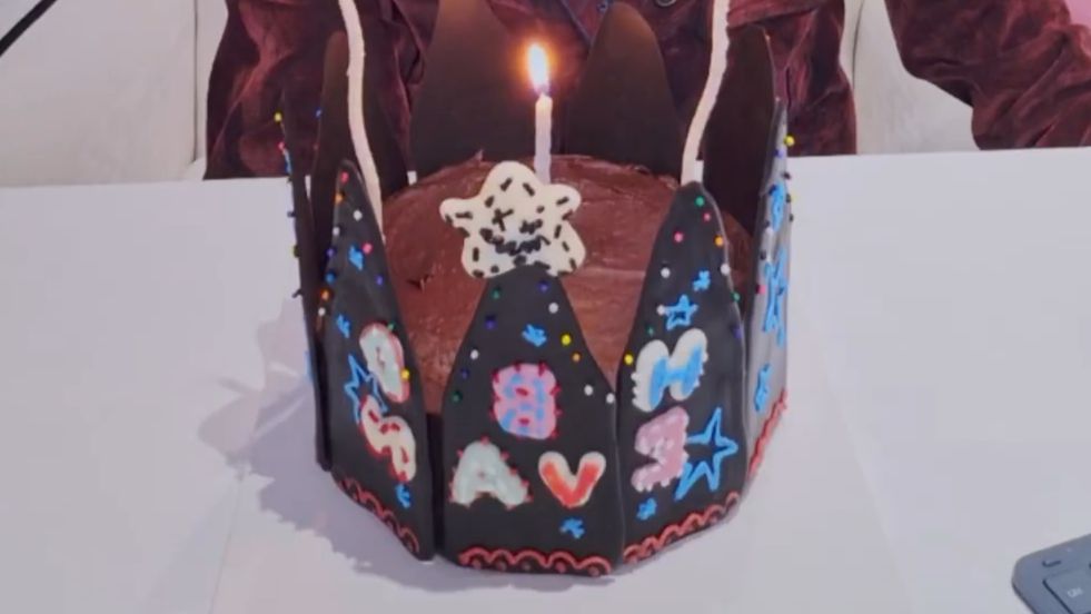 【中字_未校准】美丽的年纪25岁 | 李羲承 20261014 weverse生日直播