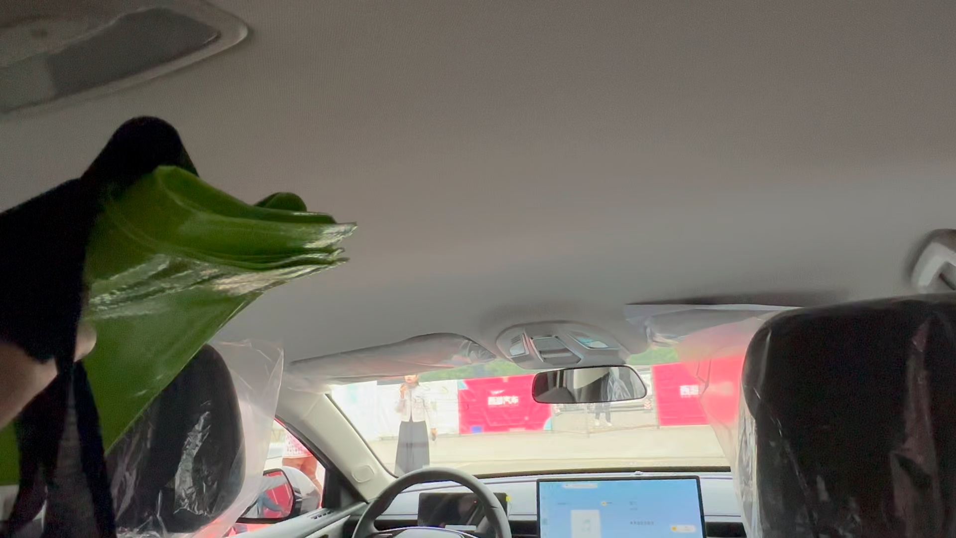 五菱星光后排视角