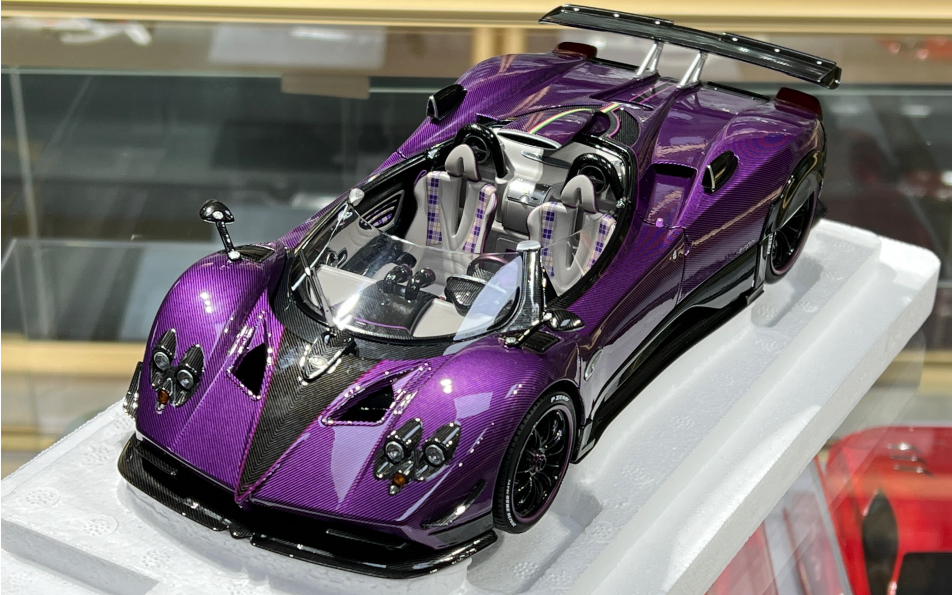 【汽车模型】来一部国货之光 lcd1/18帕加尼宗塔hp合金全开版,全身碳