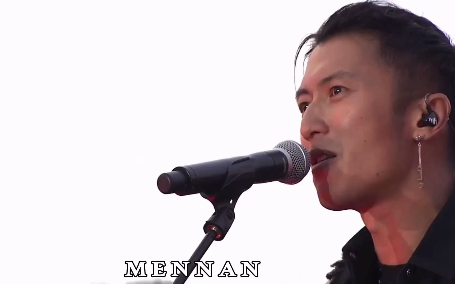 谢霆锋 这首潜龙勿用太屌了,太炸了,谢霆锋的曲从来不会让人失望照 