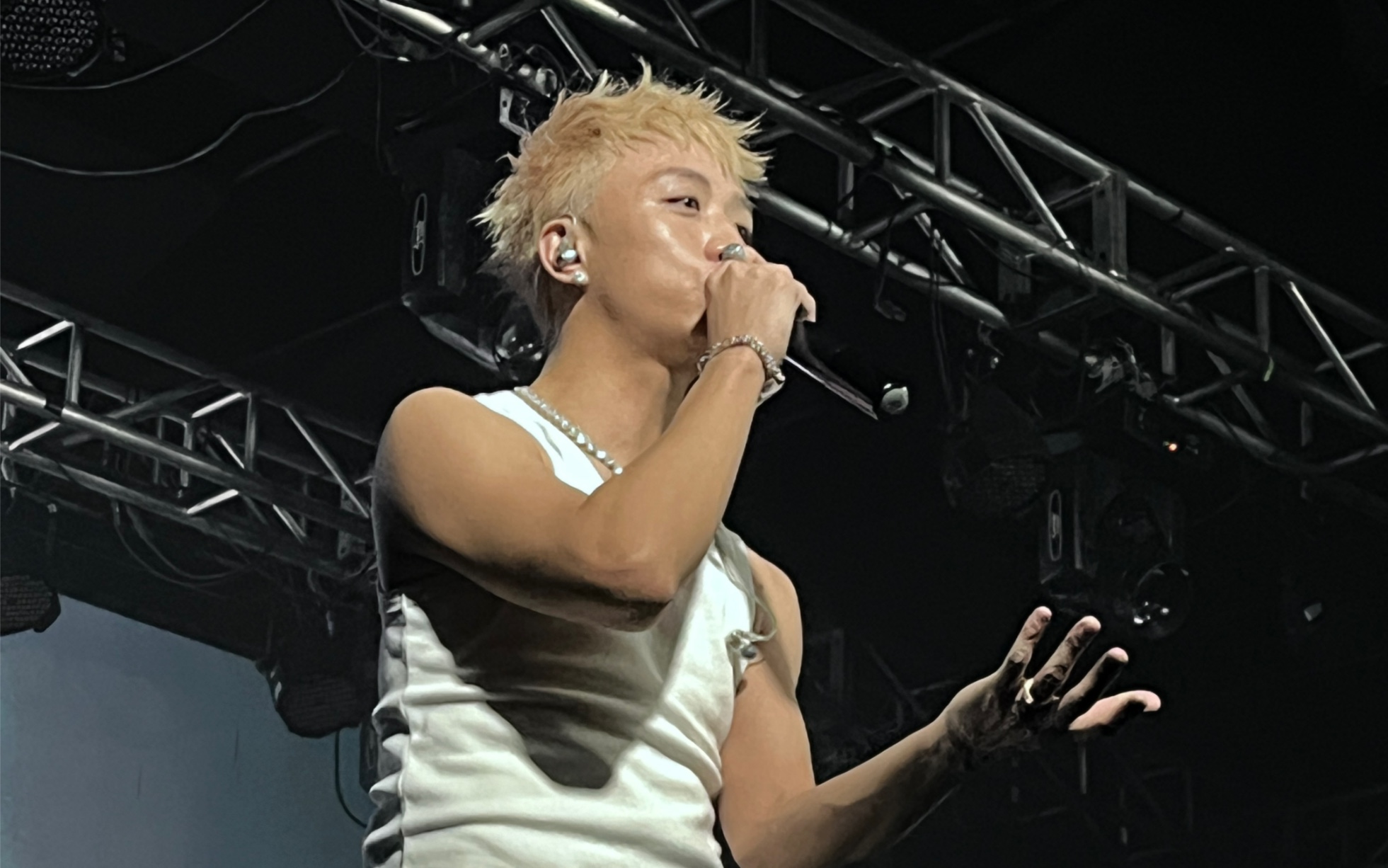 【王齐铭】run my city 成都巡演—《脆弱》"gosh解散了 除非地球不转