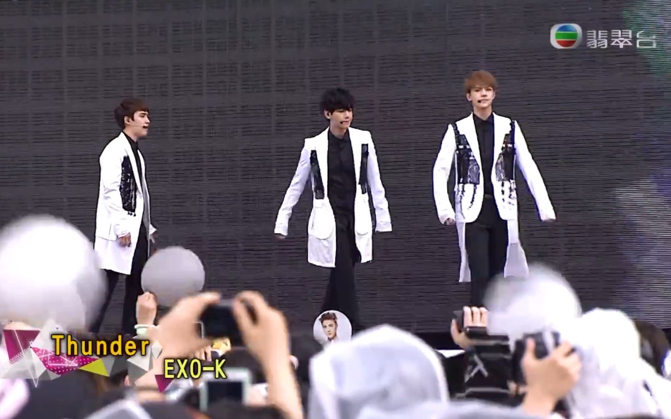 [图]【EXO-K】140701 香港巨蛋音乐节 1080P Cut - Wolf+Growl+Thunder+Run+Overdose