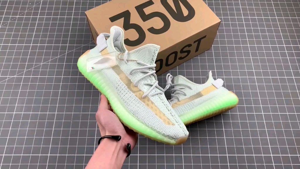 adidas yeezy 350 boost v2 "hyperspace"薄荷绿配色 亚洲限定