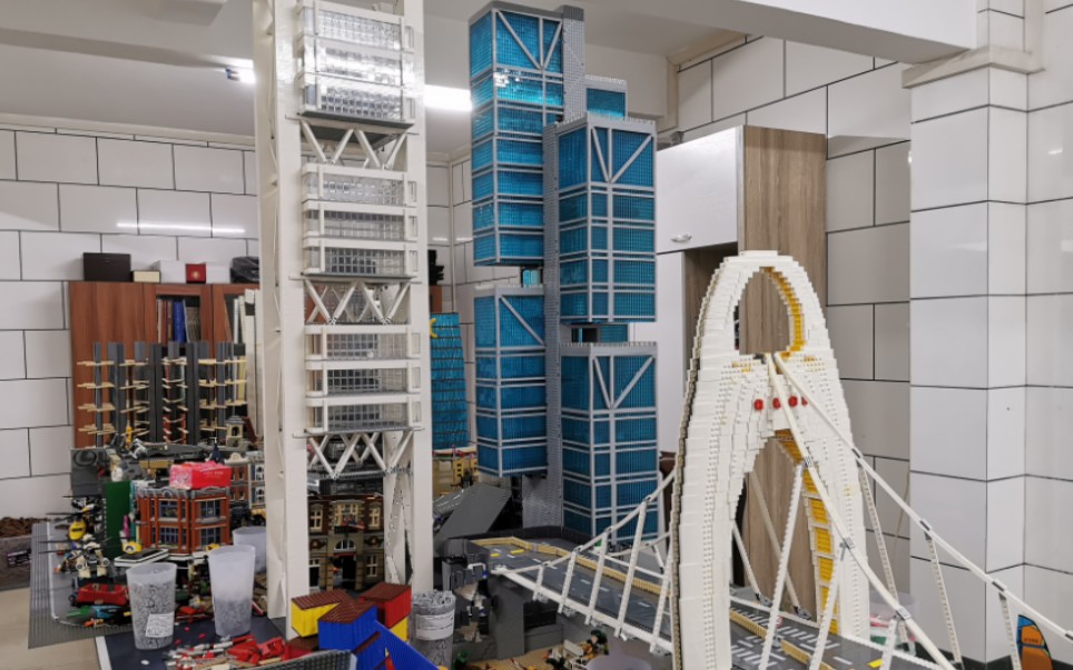 乐高模块化搭建街景大厦