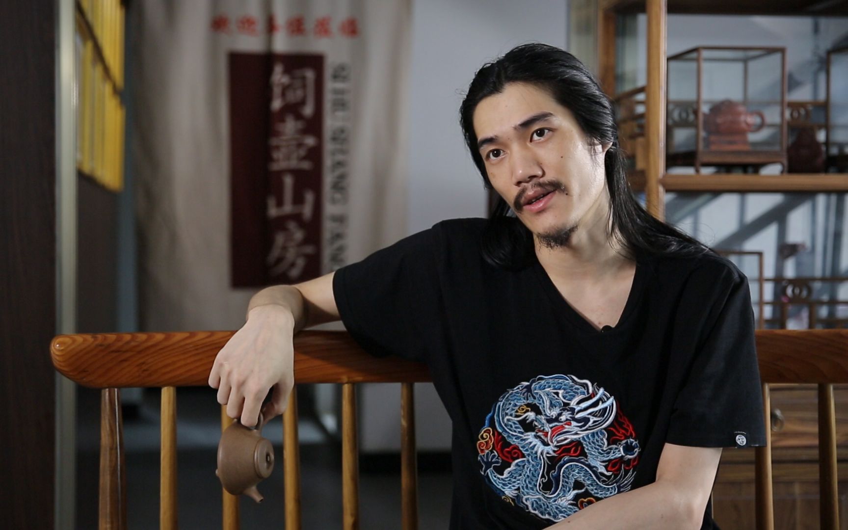 花式玩壶高手陈旭的紫砂传奇