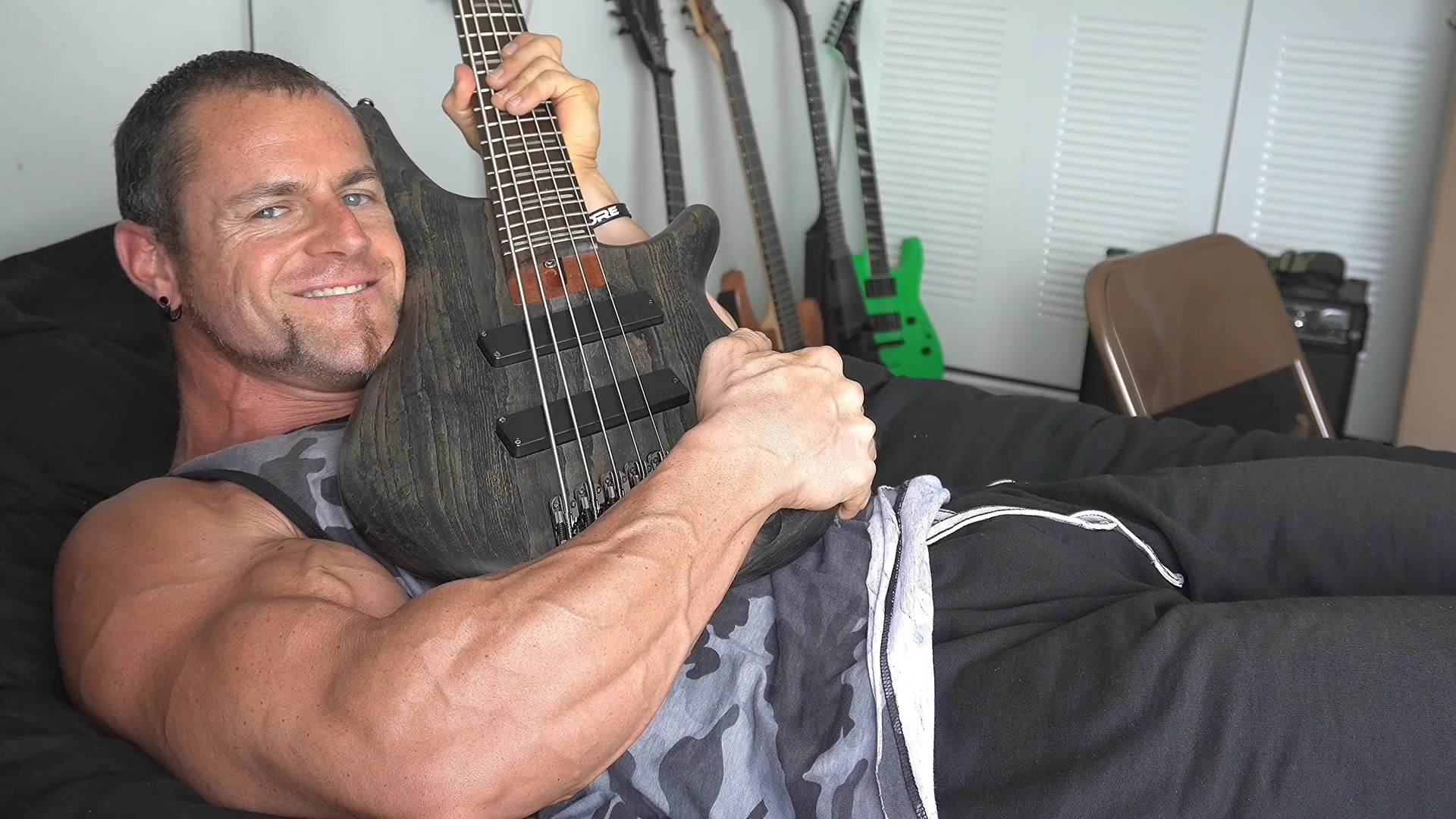 one bad mofo! jackson usa rr1 guitar unboxing