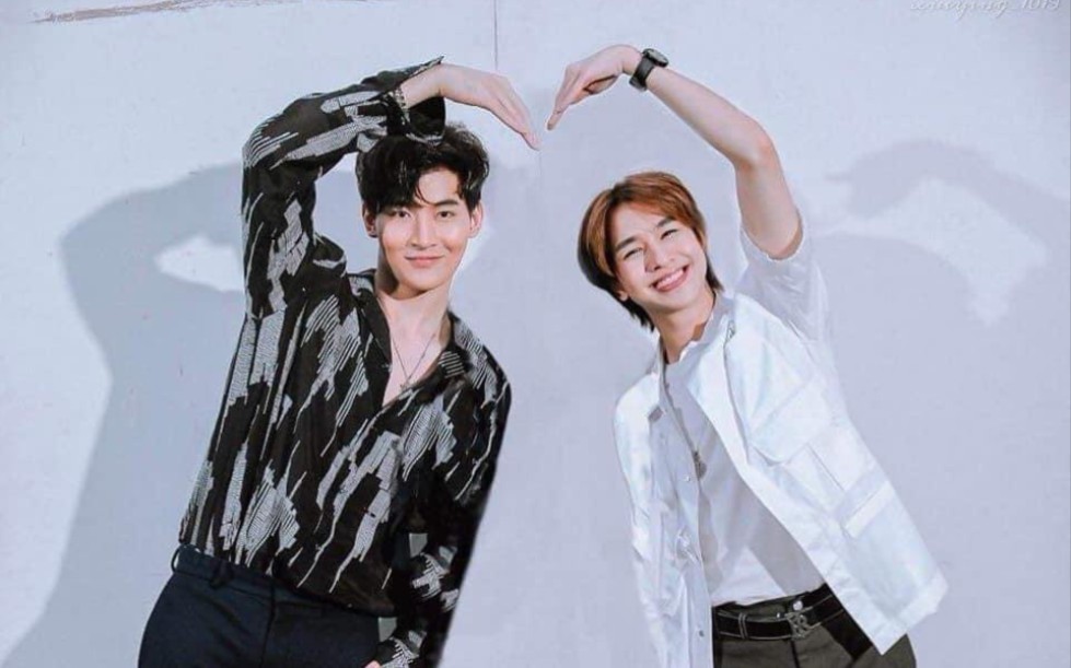 【ohmfluke】啊啊啊啊太配了 这是连结婚照都照好了 我的眼泪不值钱