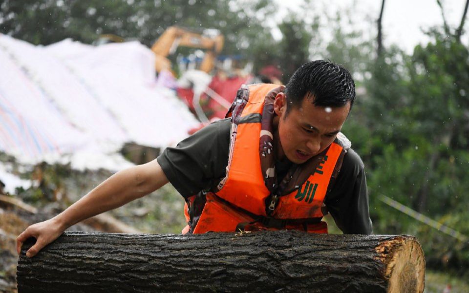 [图]阳光总在风雨后，我们“豫”你在一起！