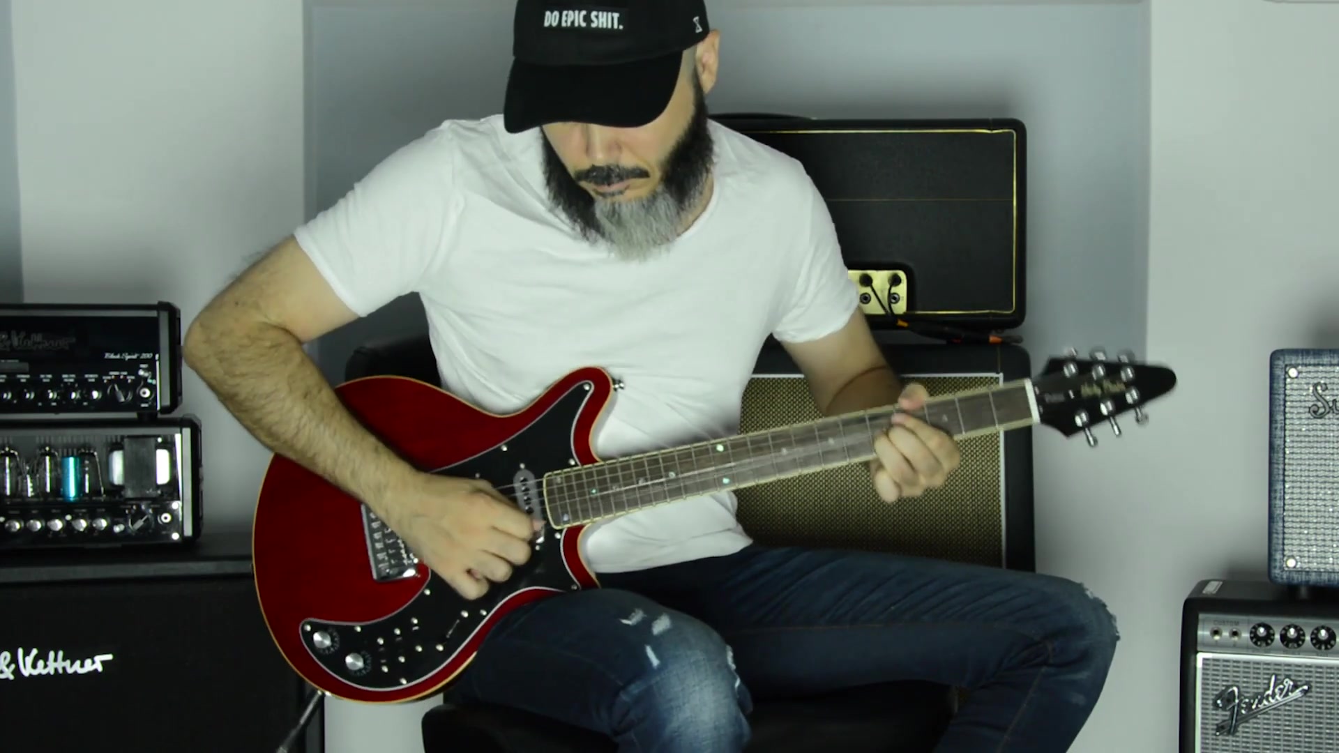 [图]Queen - We Are The Champions - Electric Guitar Cover by Kfir Ochaion