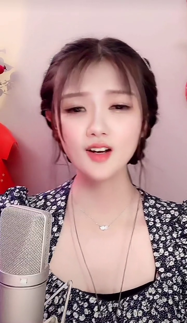 片片相思赋予谁真人真唱香草版音乐