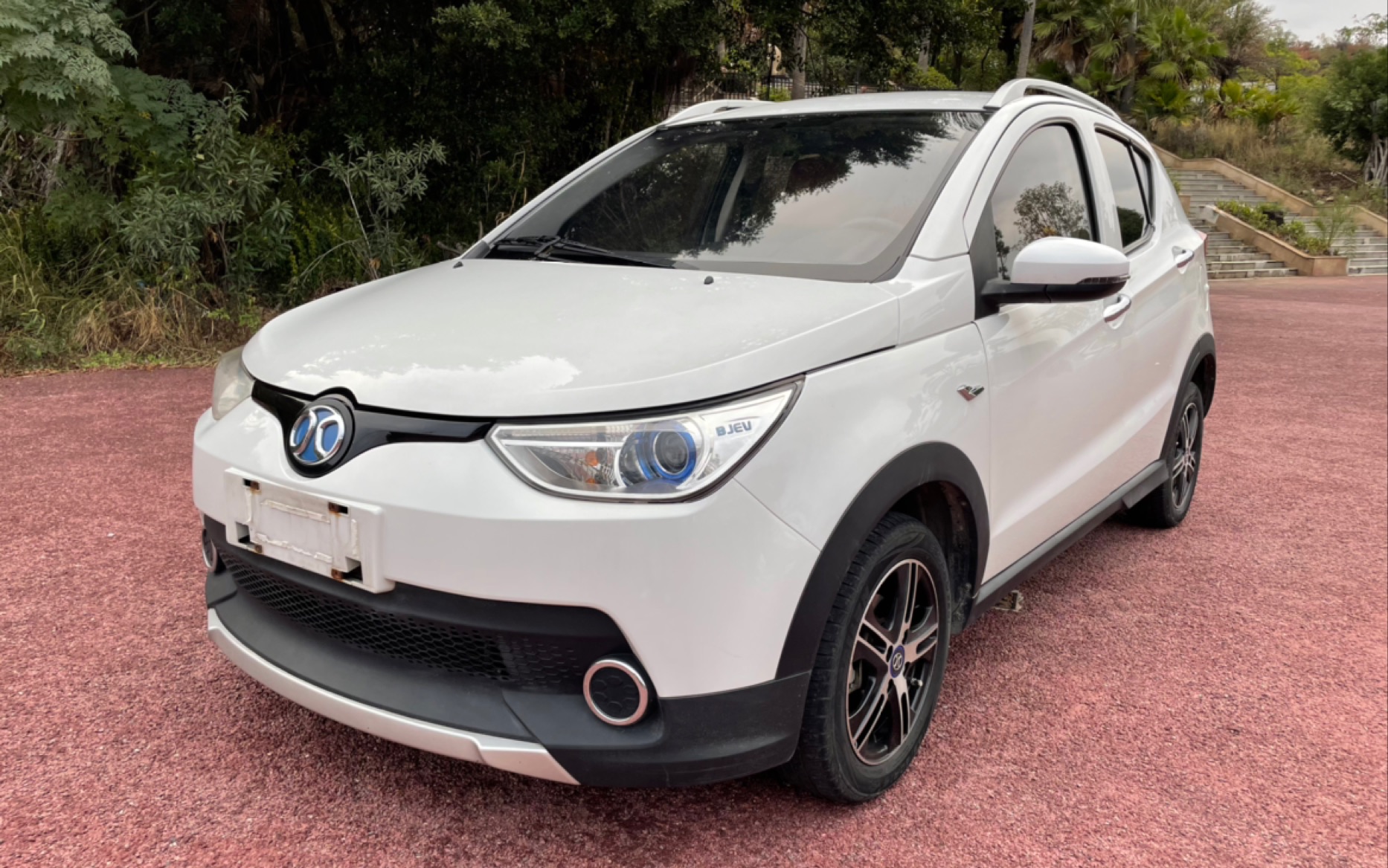 北汽ec220,2018年6月上牌,1.