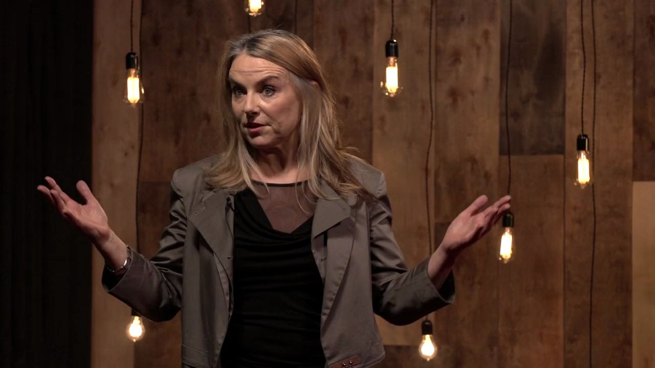 [图]【TED】Esther Perel：渴望长期关系的秘密