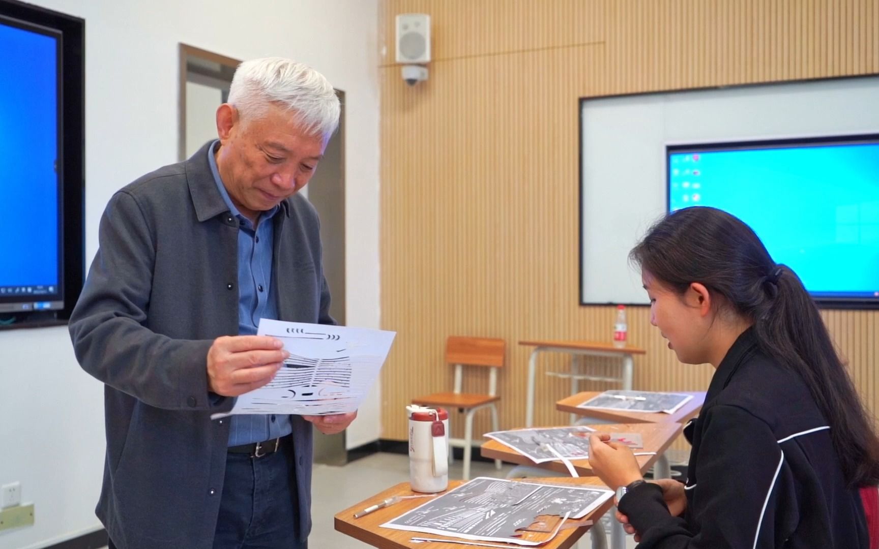 非遗技艺金坛刻纸,走进河海大学常州新校区!哔哩哔哩bilibili