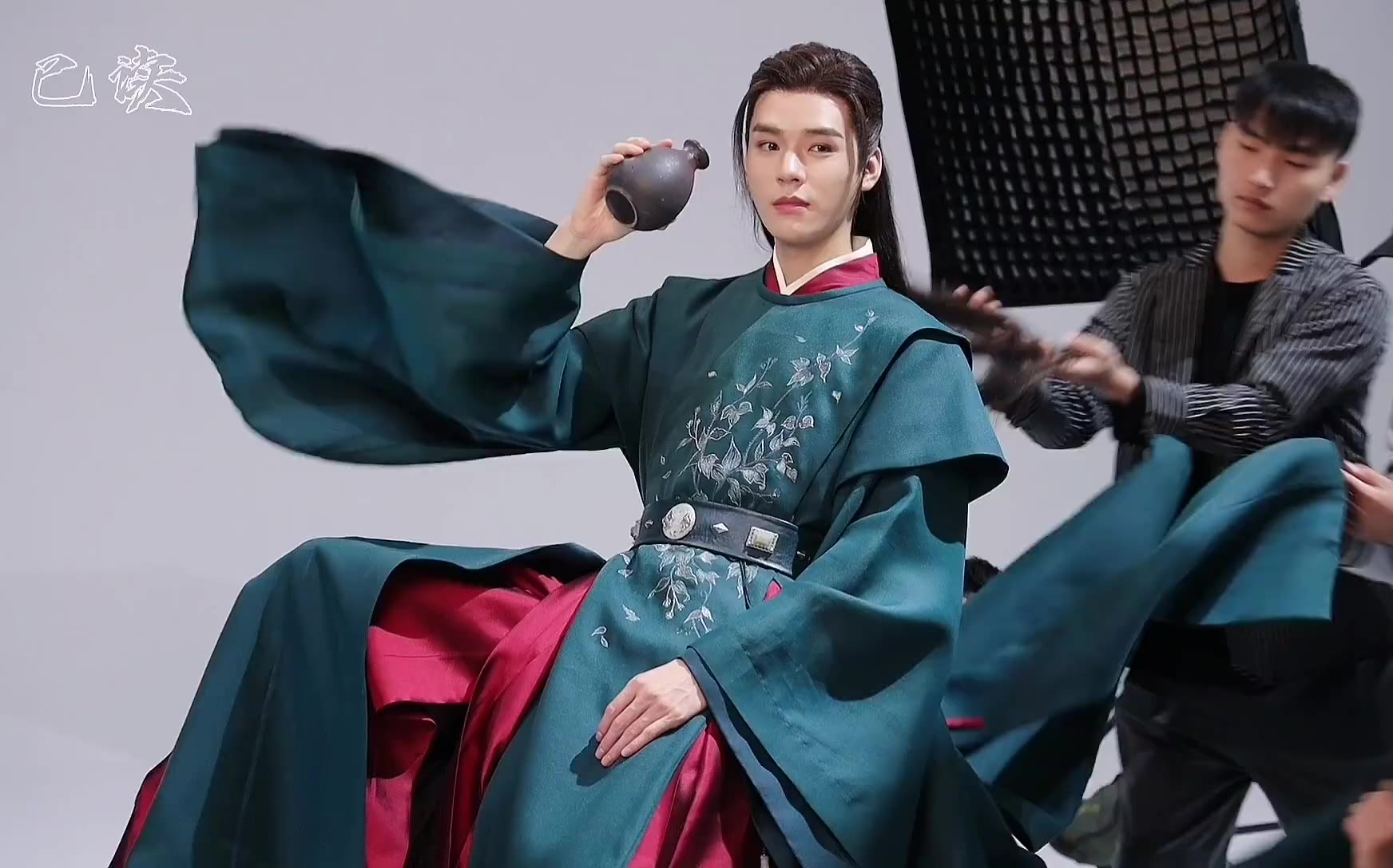 温大善人赴人间温客行路透