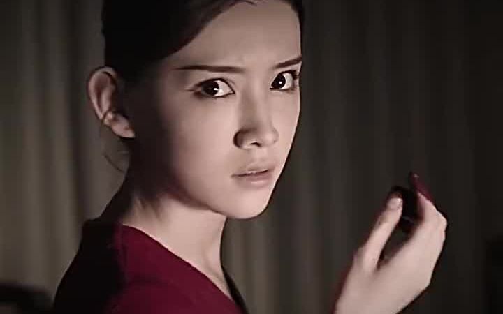 司藤开播司藤揭晓沈银灯是身世可爱的瓦房遇害