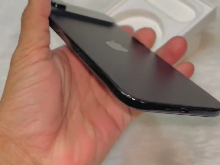 iphone air欧版渠道机二手机 捡漏特价 2600 无锁 需要的可以咨询 数量有限 可以预定