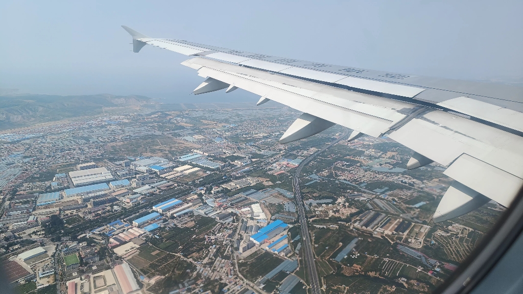 大连周水子机场降落