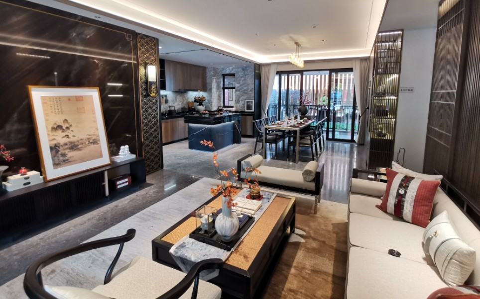 南宁!143平米豪华大平层,11.