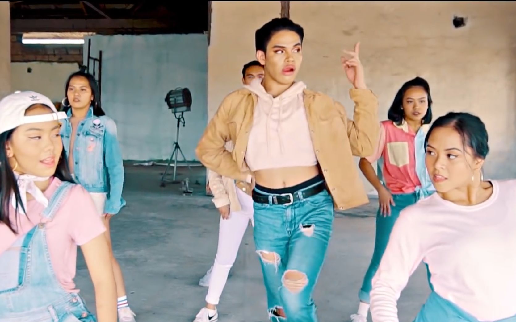 菲律宾舞团动感编舞sunflowervpeepz