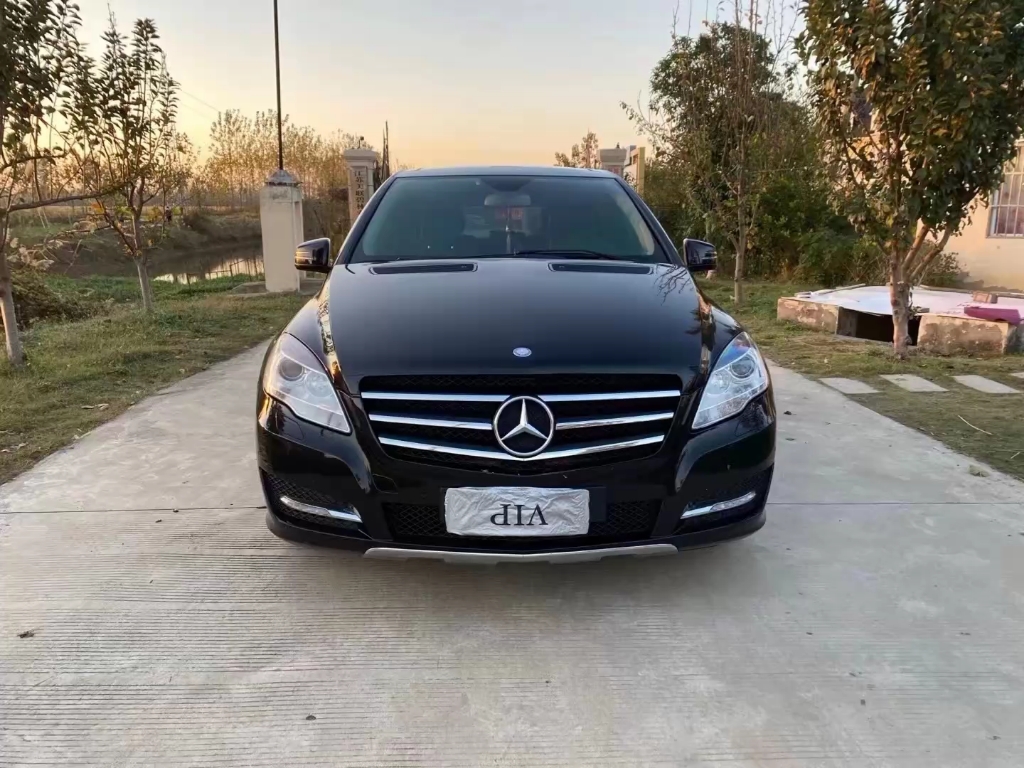 98w,准15年奔驰r320,3.0t自动四驱至尊旗舰版